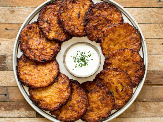 6 LATKES WITH SIDE OF APPLE SAUCE Tuesday