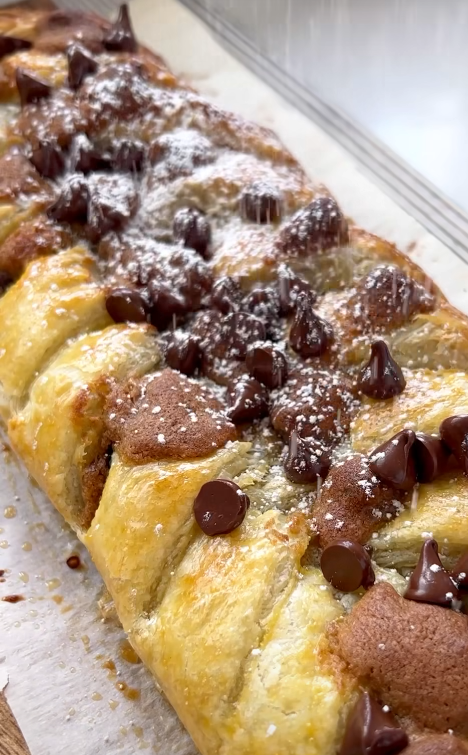 CHOCOLATE CHIP COOKIE BRAIDE