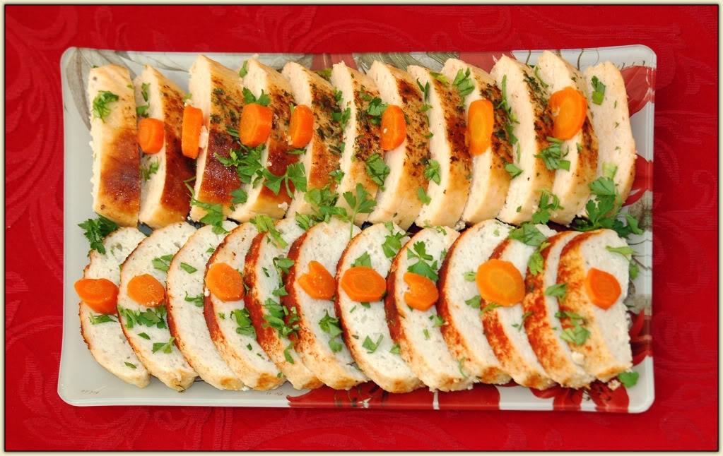 CLASSIC GEFILTE FISH ROLL (8 SLICES)